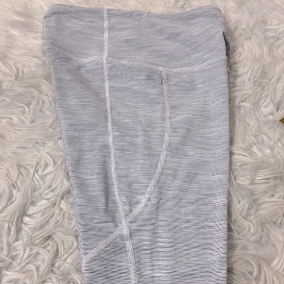 LORNA Jane leggings side pockets booty support gray fine stripe women’s - Picture 7 of 12
